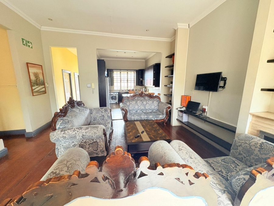 9 Bedroom Property for Sale in Quigney Eastern Cape